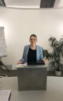 Onlineseminar Steuerrecht - Dozentin Lena Freiberger